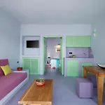 Caldera Suites Тира