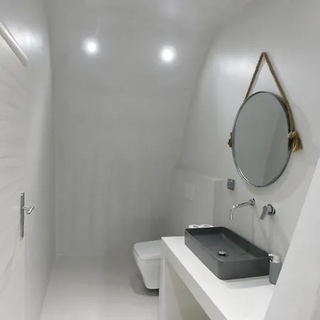 Caldera Suites Daire Fira (Santorini)