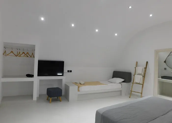 Caldera Suites * Fira (Santorini)